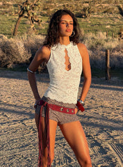 Quinbie Lace Sleeveless Top Cream