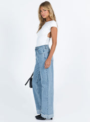 Ollie Mid Rise Straight Leg Jeans Mid Wash