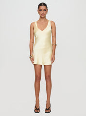 Kingslie Low Back Mini Dress Baby Yellow Petite